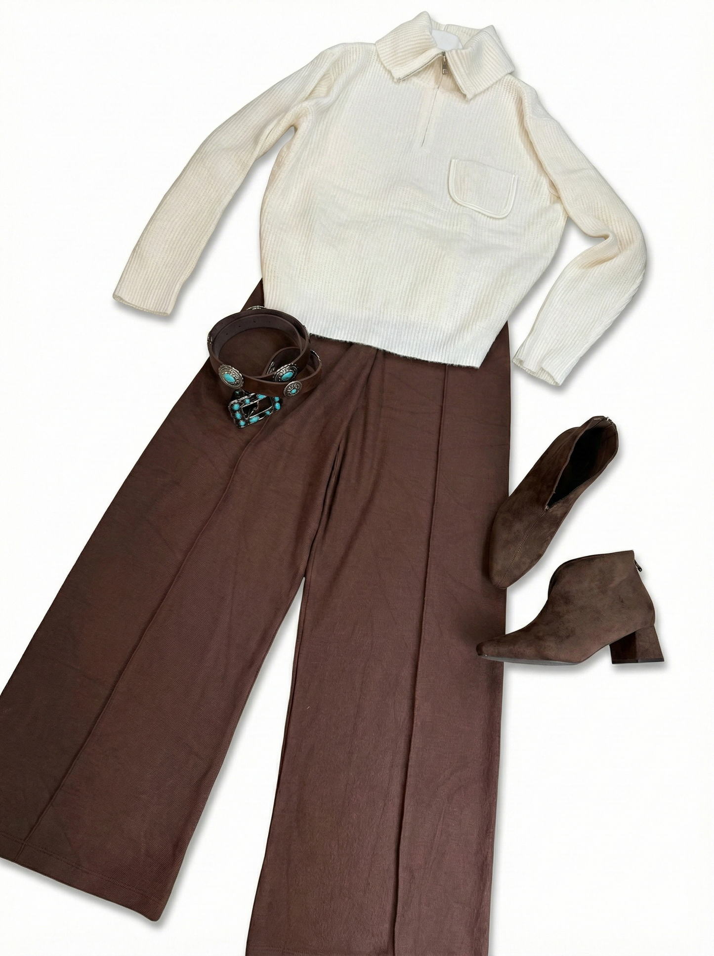 Outfit Inverno Chic: Maglione Zip Panna, Pantaloni Palazzo e Accessori