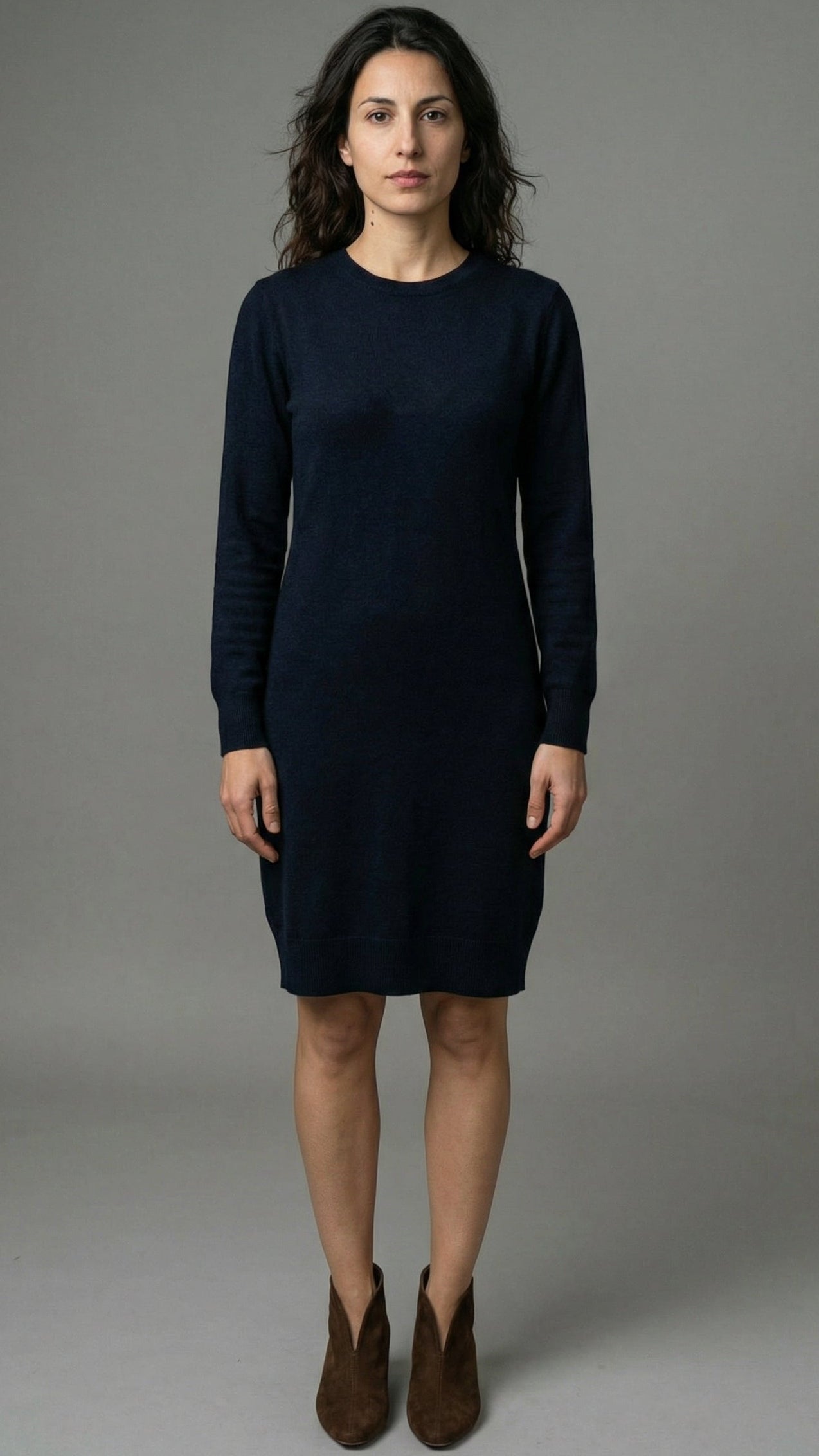 Stivaletti Scamosciati Marroni Scollo a V e Tacco Basso Comodo